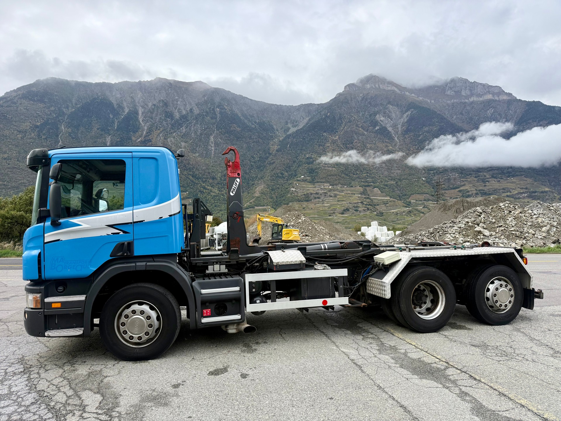 SCANIA P 380 LB6x24-image-4