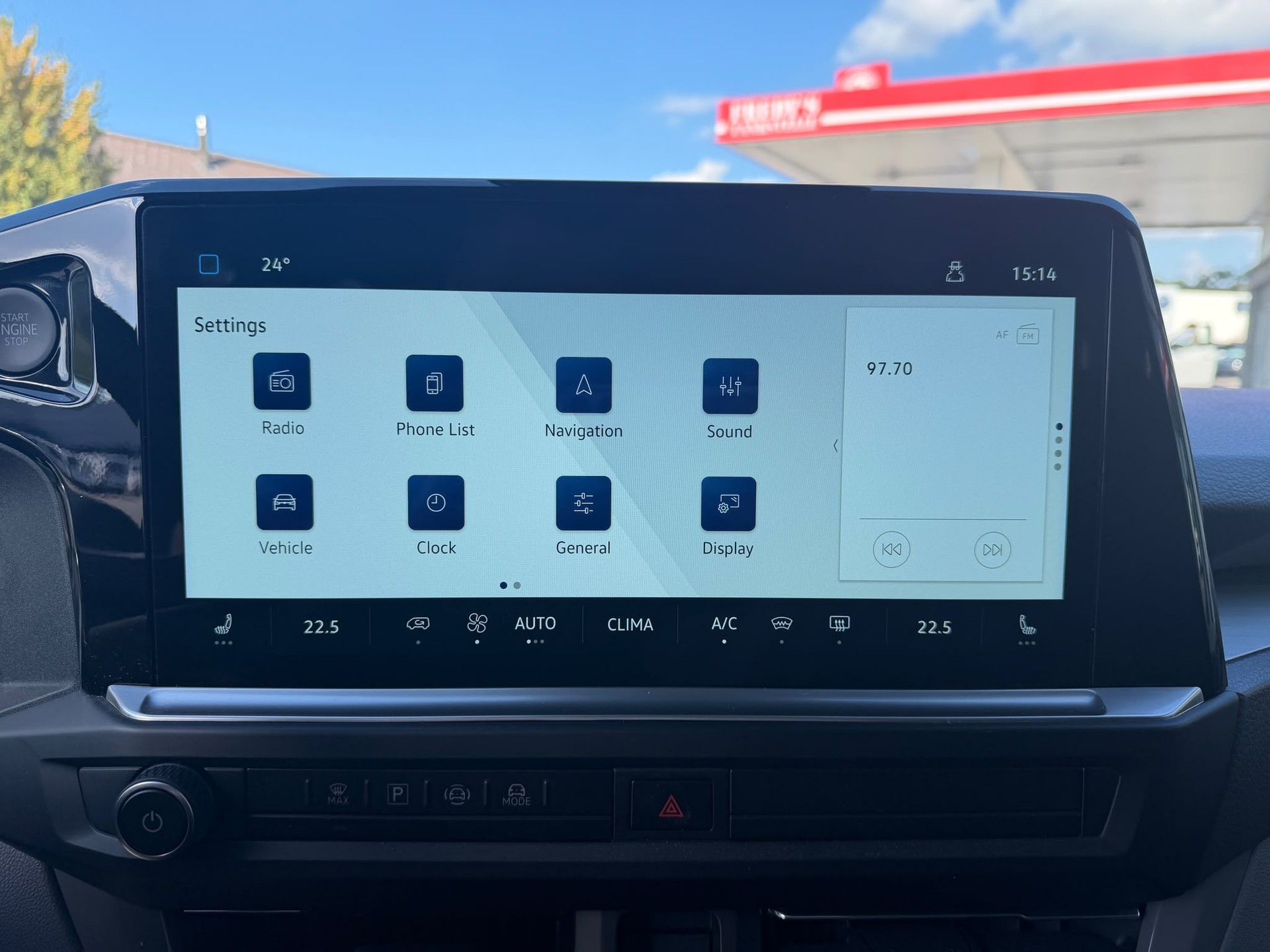 VW Caravelle 2.0 TDI Life LWB 4 Motion Automat 9-Sitzplätze-image-23