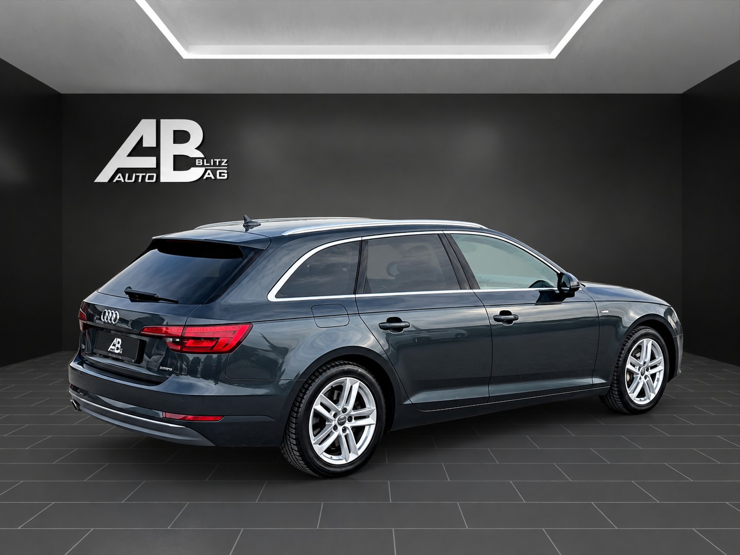 AUDI A4 Avant 3.0 TDI S-Line Sport quattro tiptronic mit 272 PS-image-3