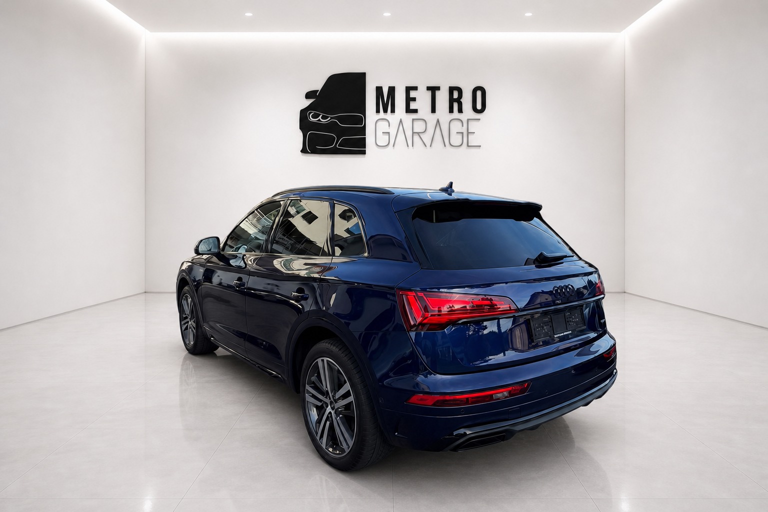 AUDI Q5 45 TFSI S-line quattro S-tronic-image-2