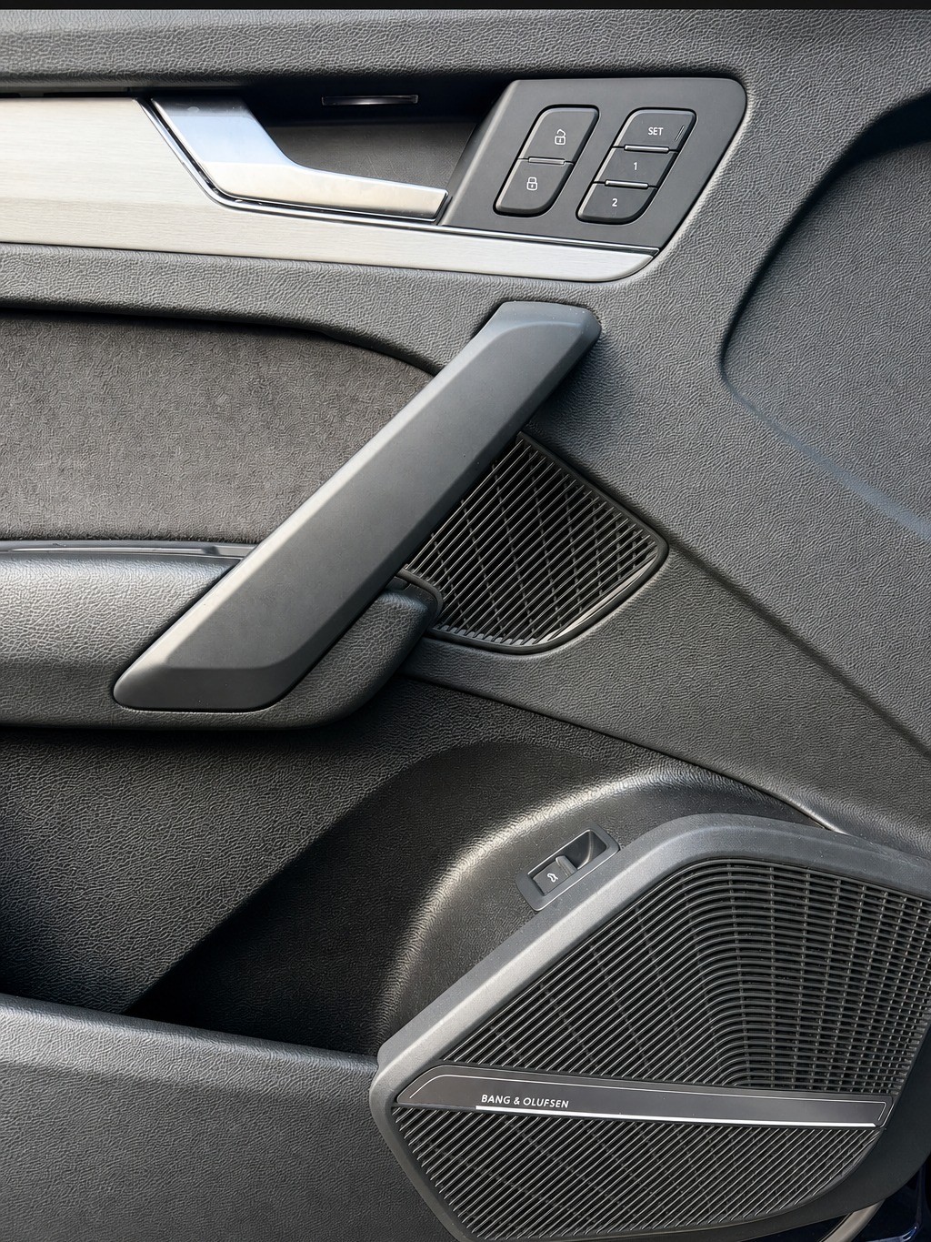 AUDI Q5 45 TFSI S-line quattro S-tronic-image-17