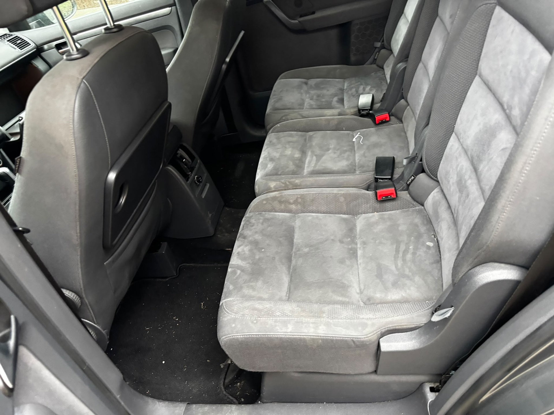 VW TOURAN-image-6