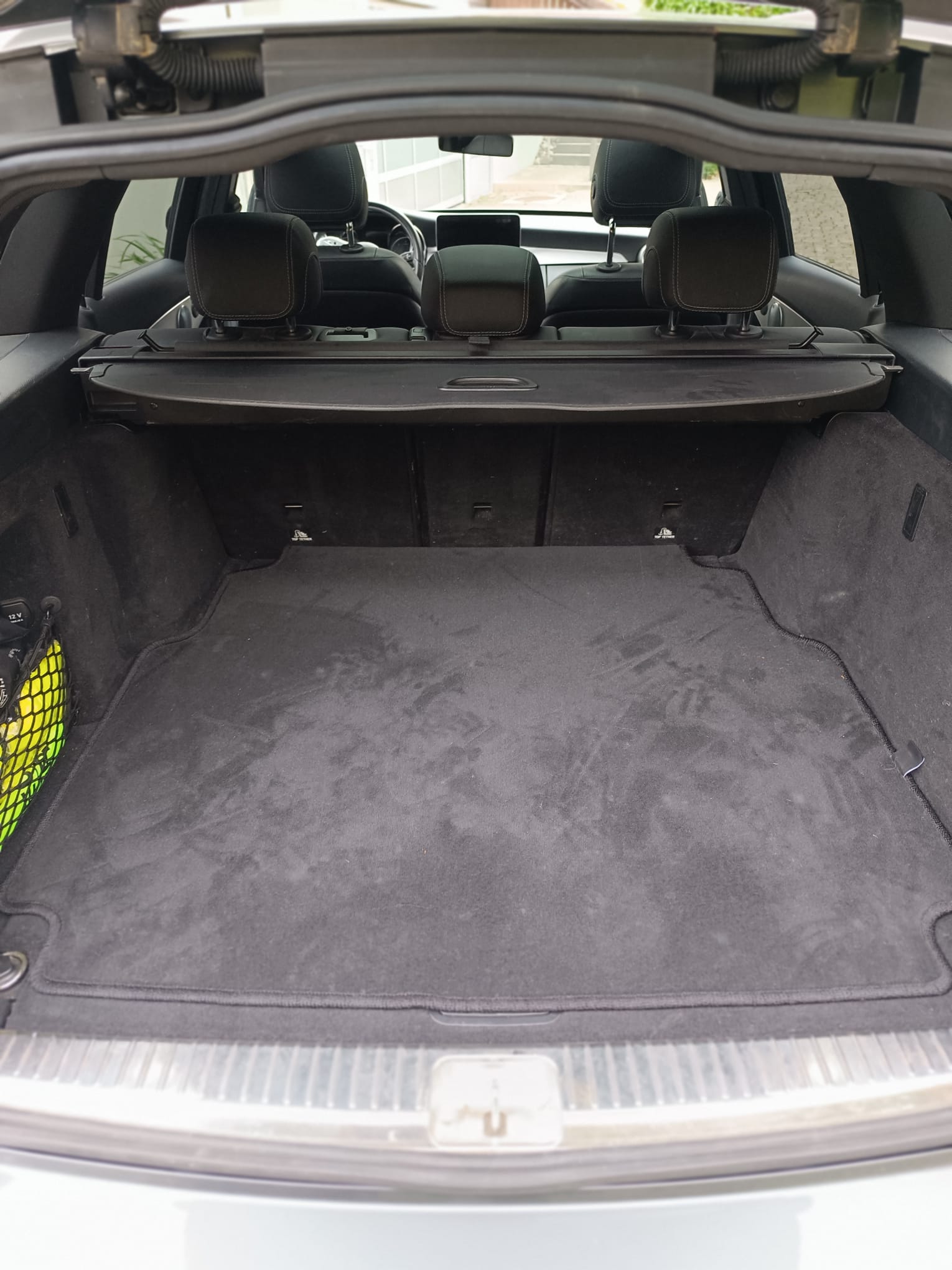 MERCEDES-BENZ C 220 d Swiss Star AMG Line 4m-image-12