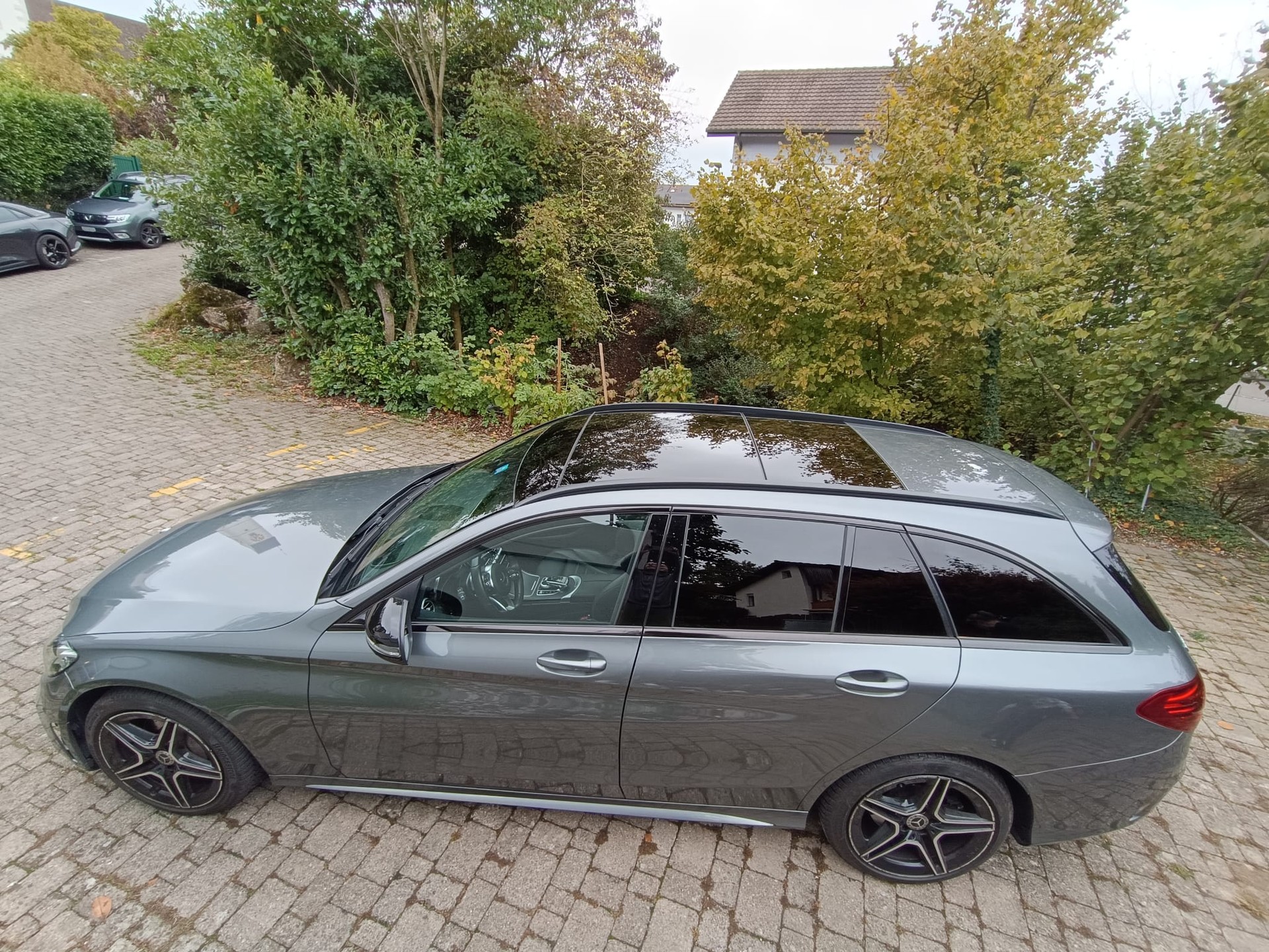 MERCEDES-BENZ C 220 d Swiss Star AMG Line 4m-image-5