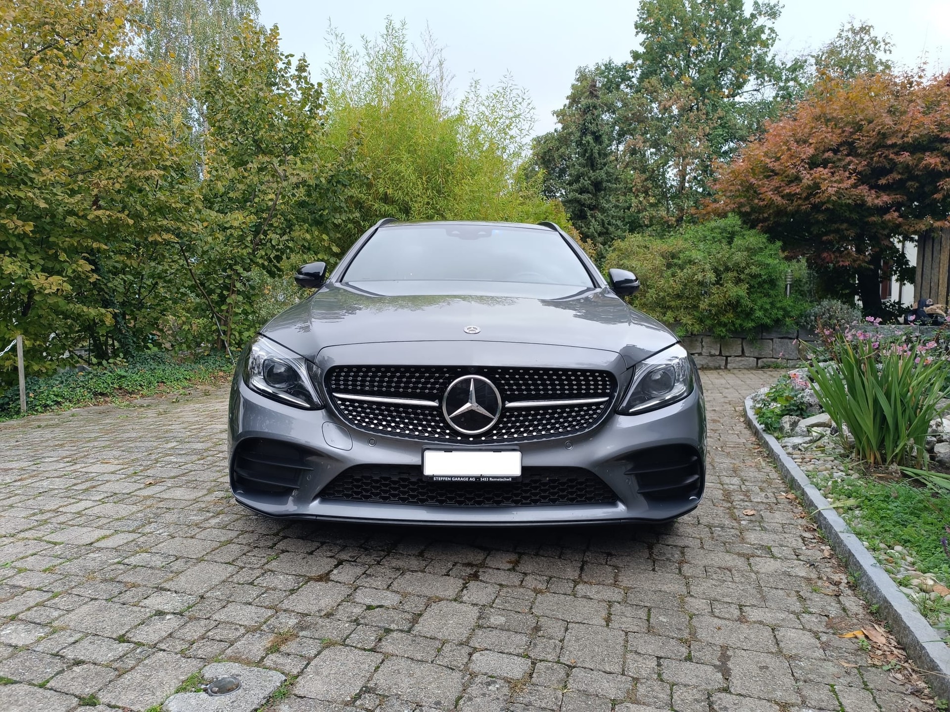 MERCEDES-BENZ C 220 d Swiss Star AMG Line 4m-image-3