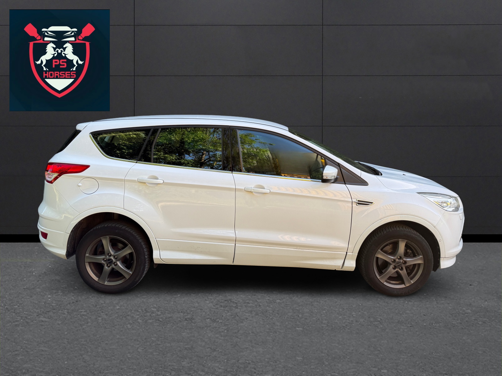FORD Kuga 2.0 TDCi Titanium 4WD PowerShift-showroom-element-3