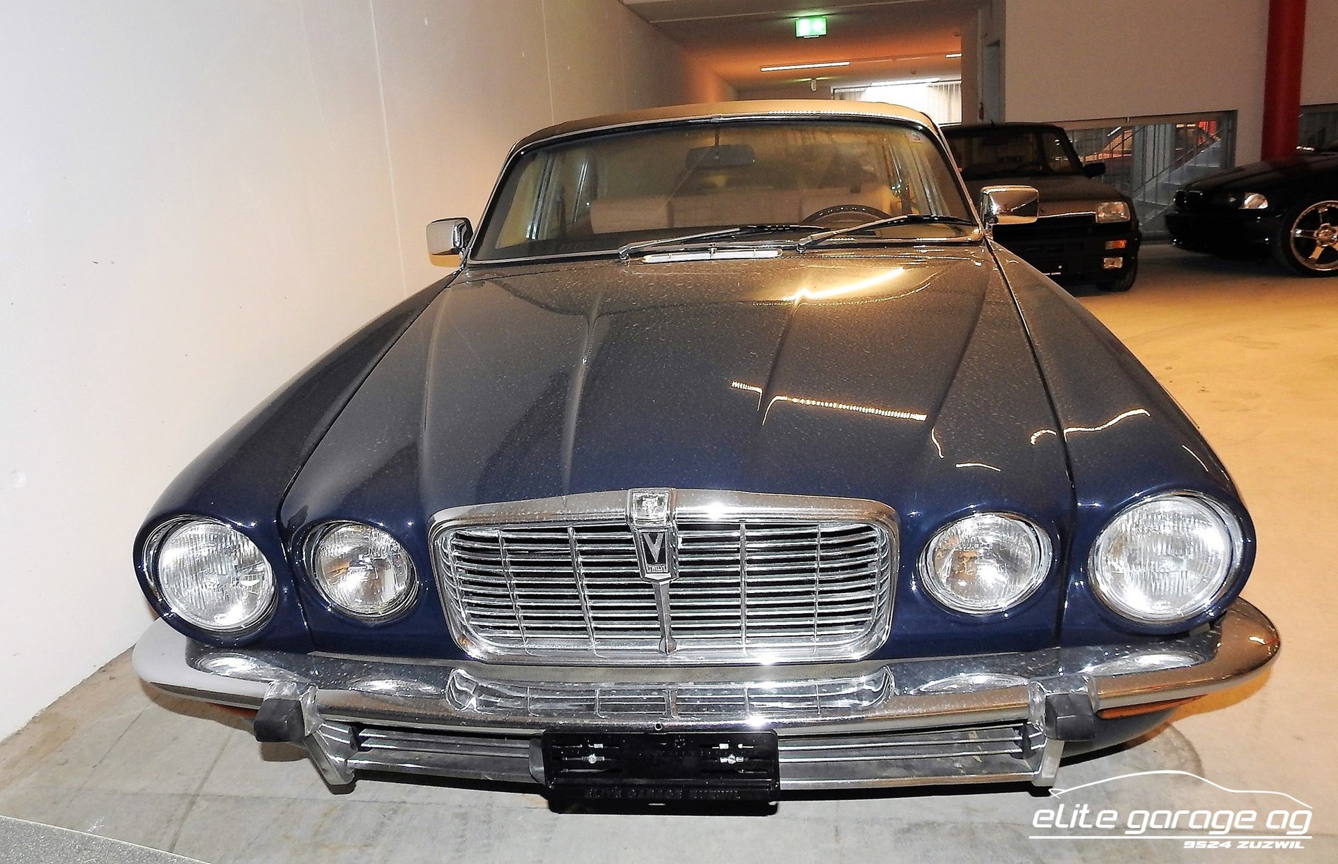 JAGUAR XJ 5.3-image-1