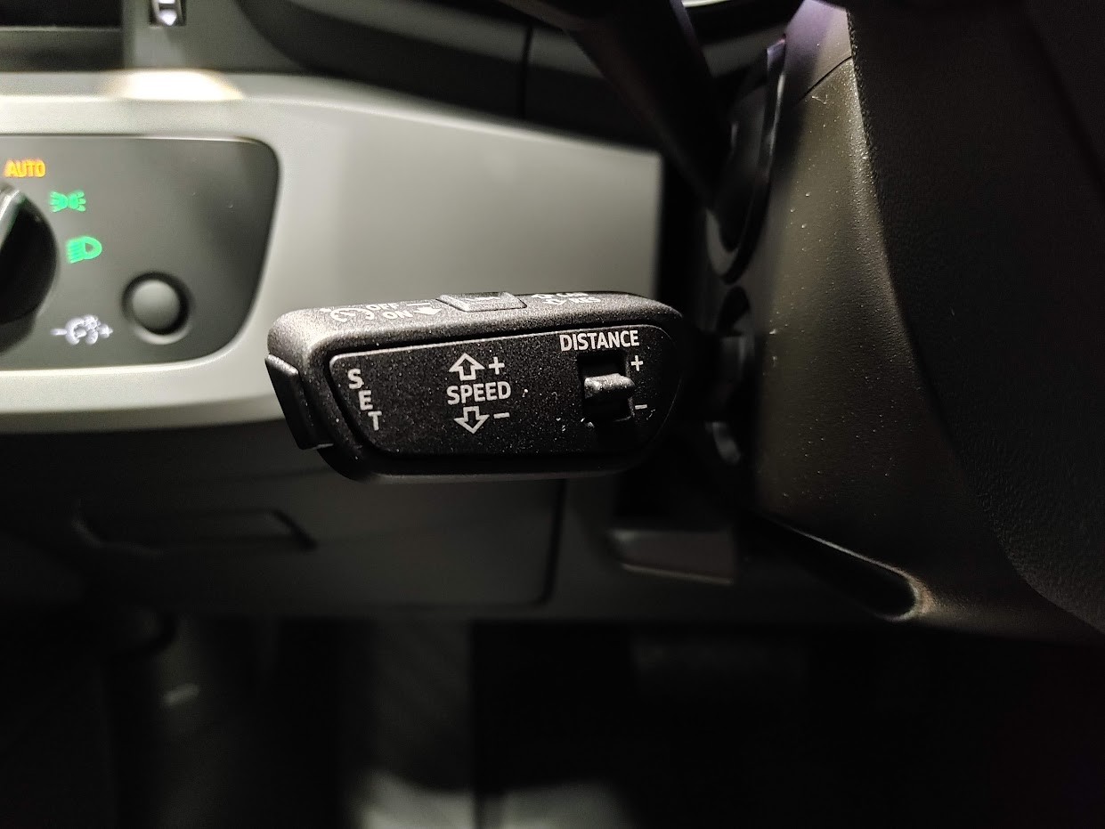 AUDI A4 Avant 40 TFSI advanced S-tronic quattro-image-8