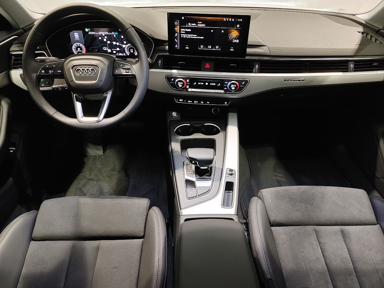 AUDI A4 Avant 40 TFSI advanced S-tronic quattro-image-10