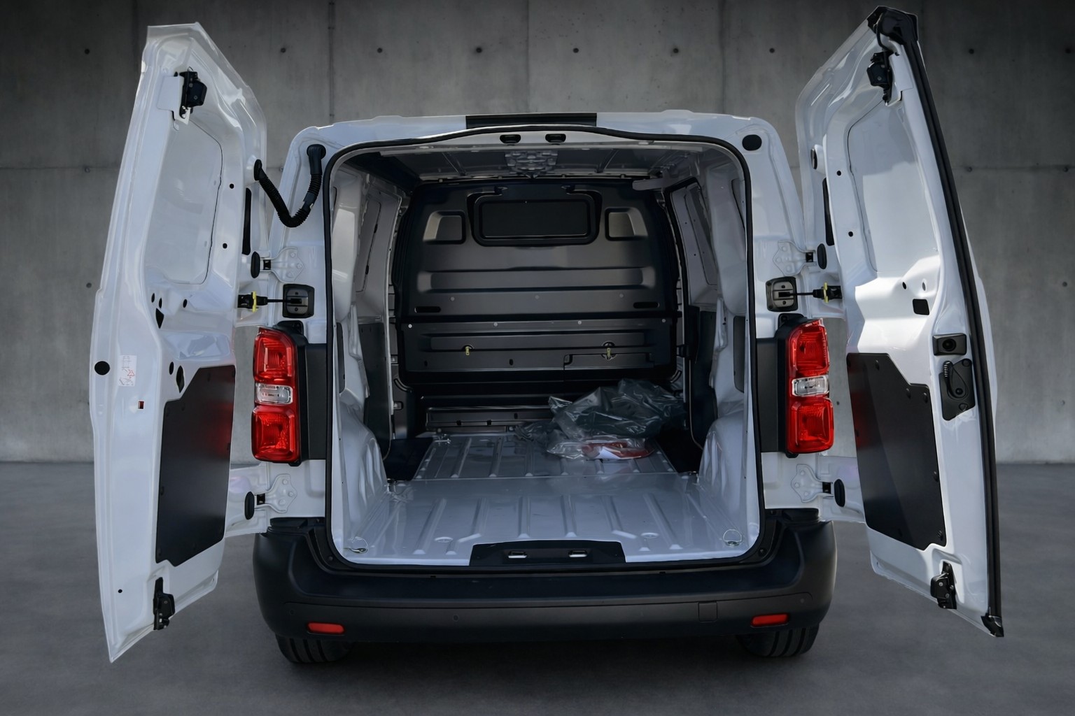 FIAT E-Scudo 50kWh L2 Lounge Swiss-image-8