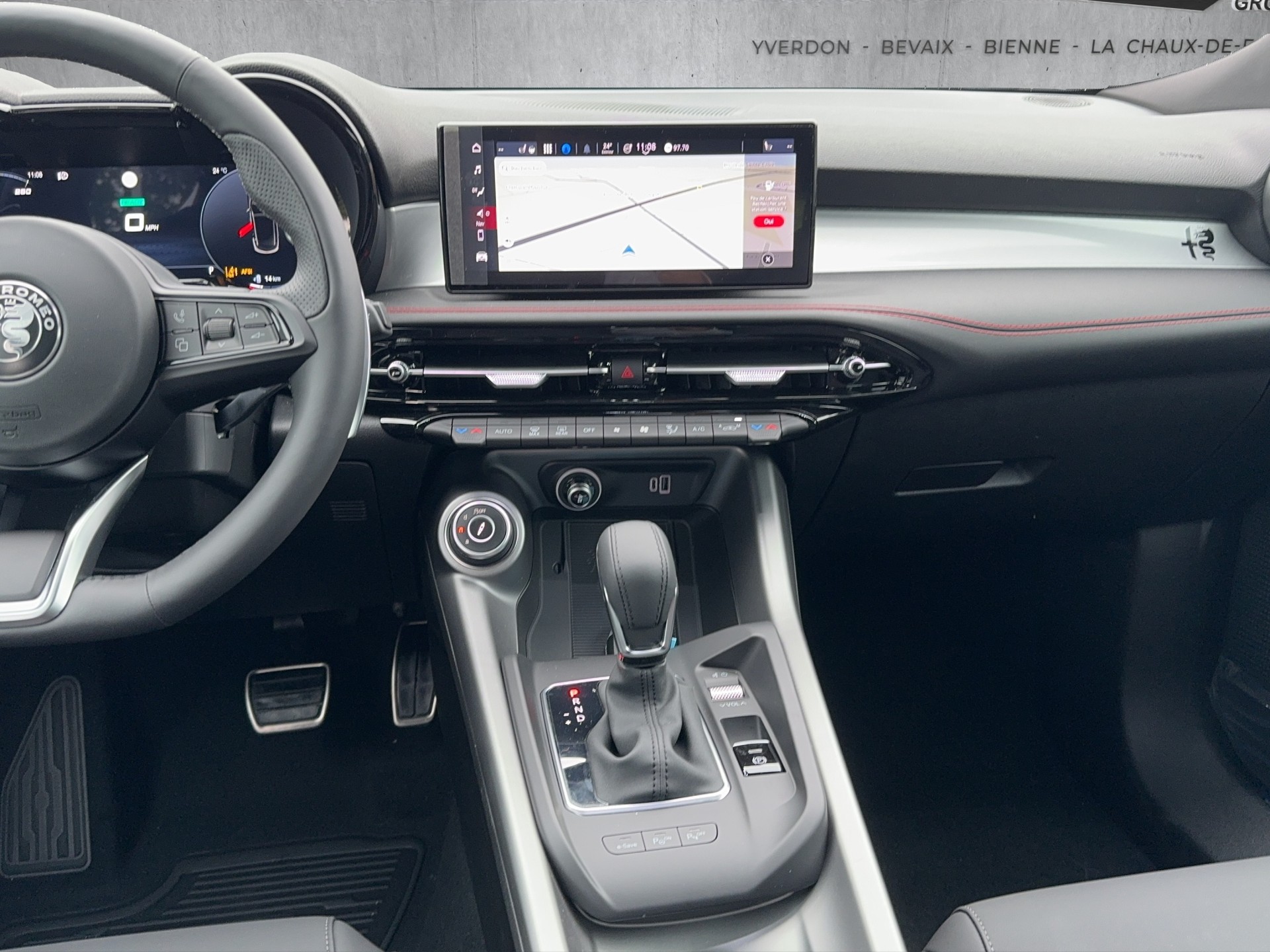 ALFA ROMEO Tonale 1.3 PHEV Tributo Italiano Q4-image-9