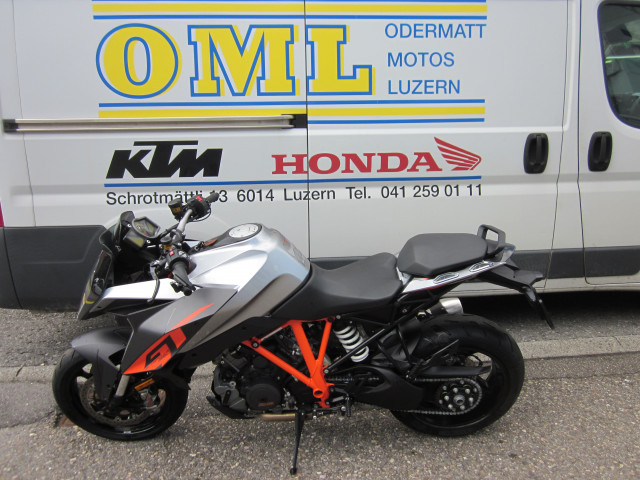 KTM 1290 Super Duke GT-showroom-element-1