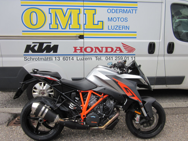 KTM 1290 Super Duke GT