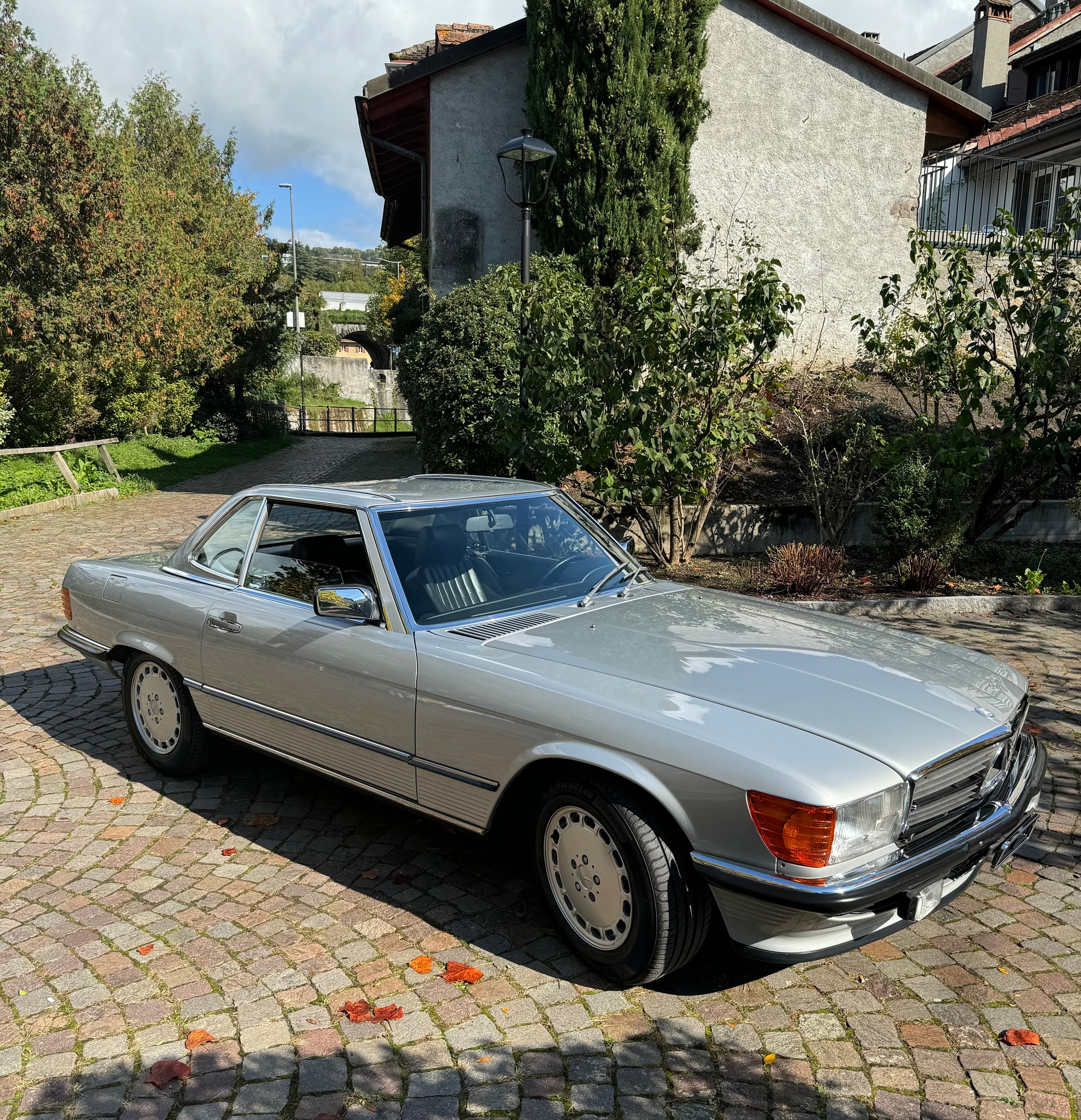 MERCEDES-BENZ 300 SL Automatic-image-3