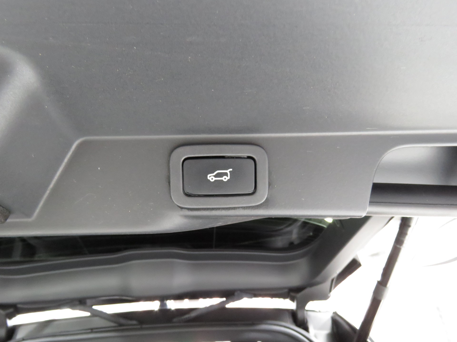 LAND ROVER Range Rover Sport 3.0 SDV6 SE Automat (AHK 3.5 t)-image-13