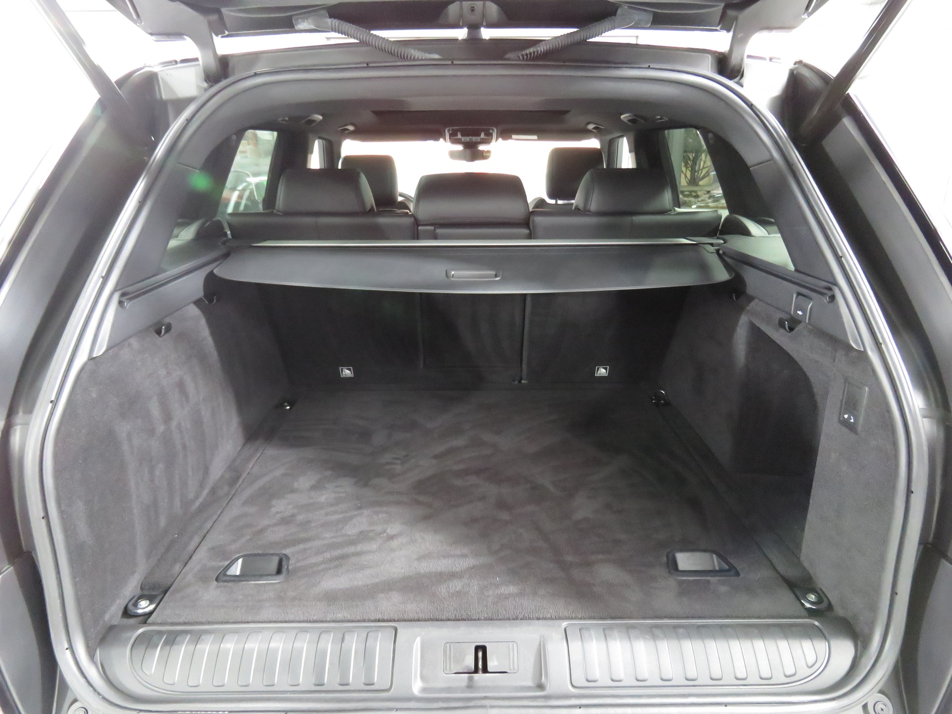 LAND ROVER Range Rover Sport 3.0 SDV6 SE Automat (AHK 3.5 t)-image-12