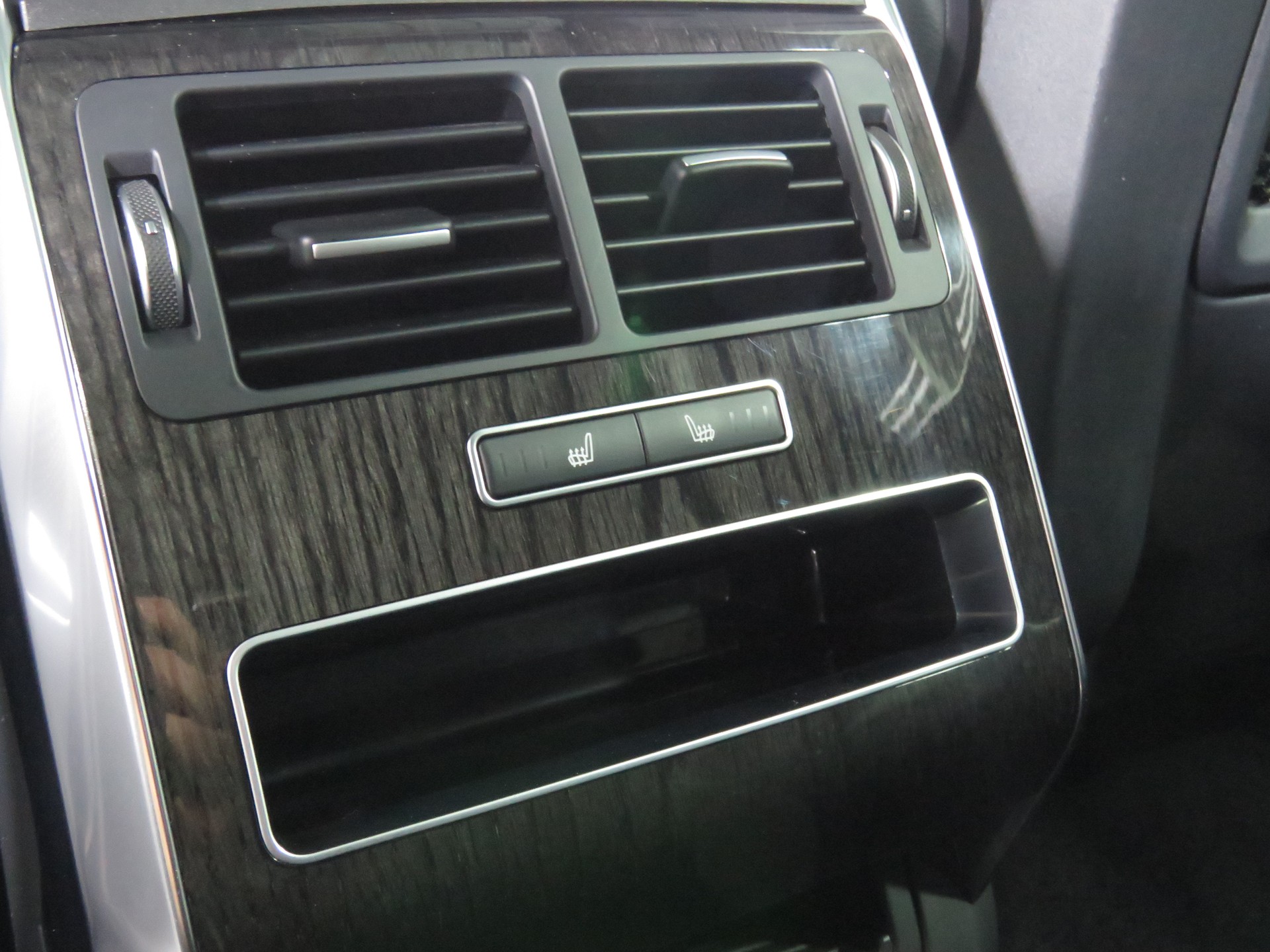 LAND ROVER Range Rover Sport 3.0 SDV6 SE Automat (AHK 3.5 t)-image-11