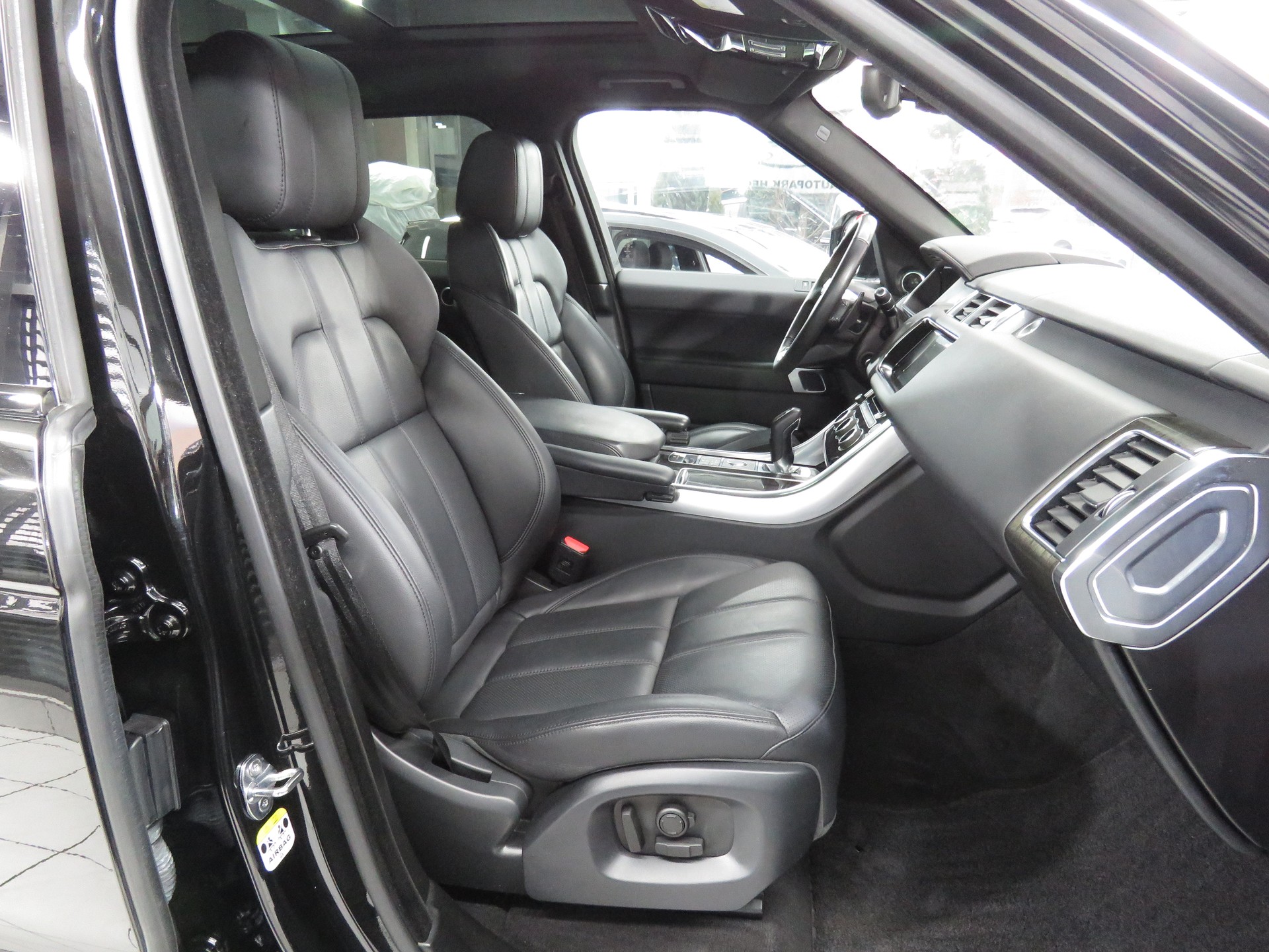 LAND ROVER Range Rover Sport 3.0 SDV6 SE Automat (AHK 3.5 t)-image-15