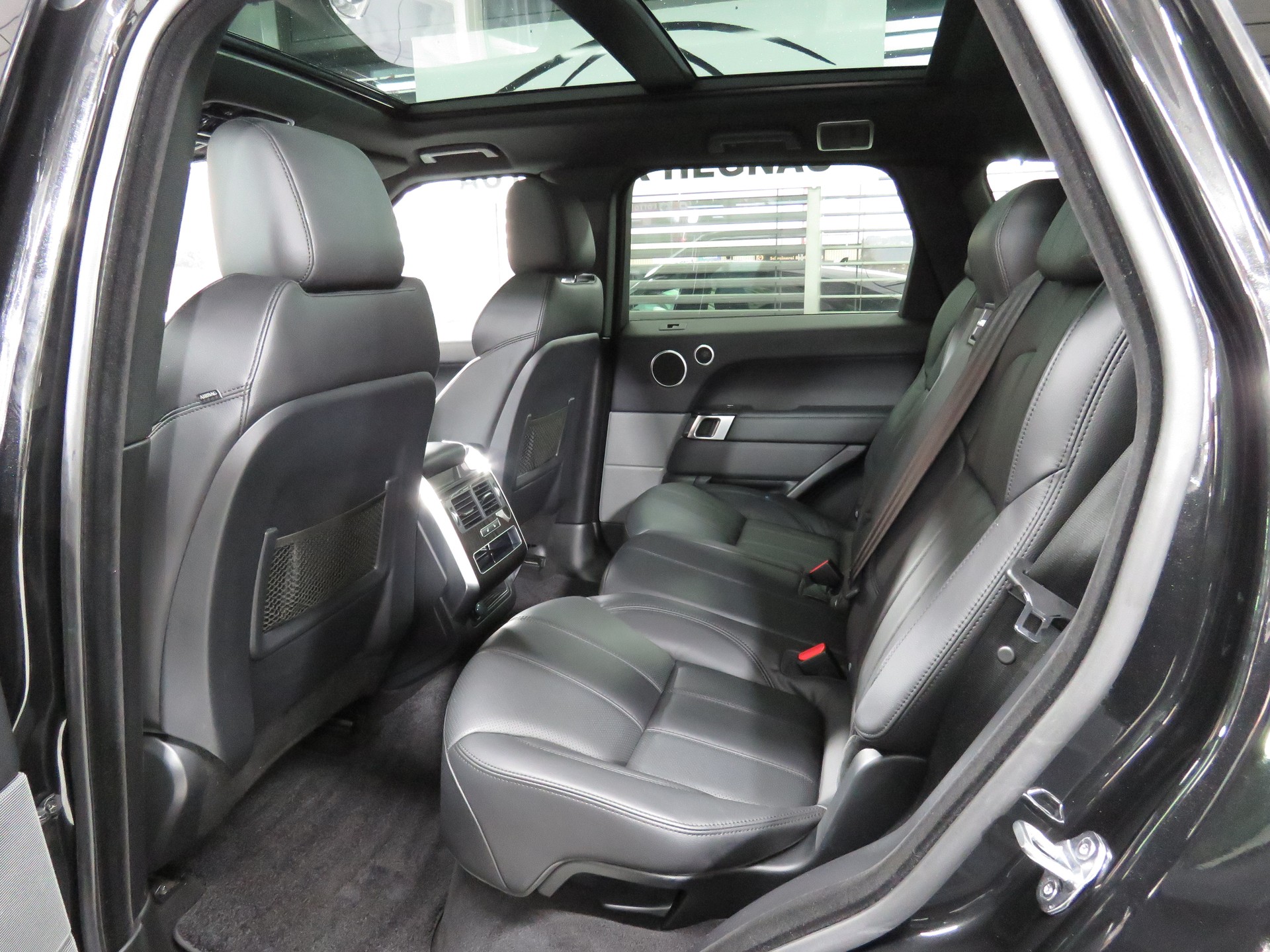 LAND ROVER Range Rover Sport 3.0 SDV6 SE Automat (AHK 3.5 t)-image-10