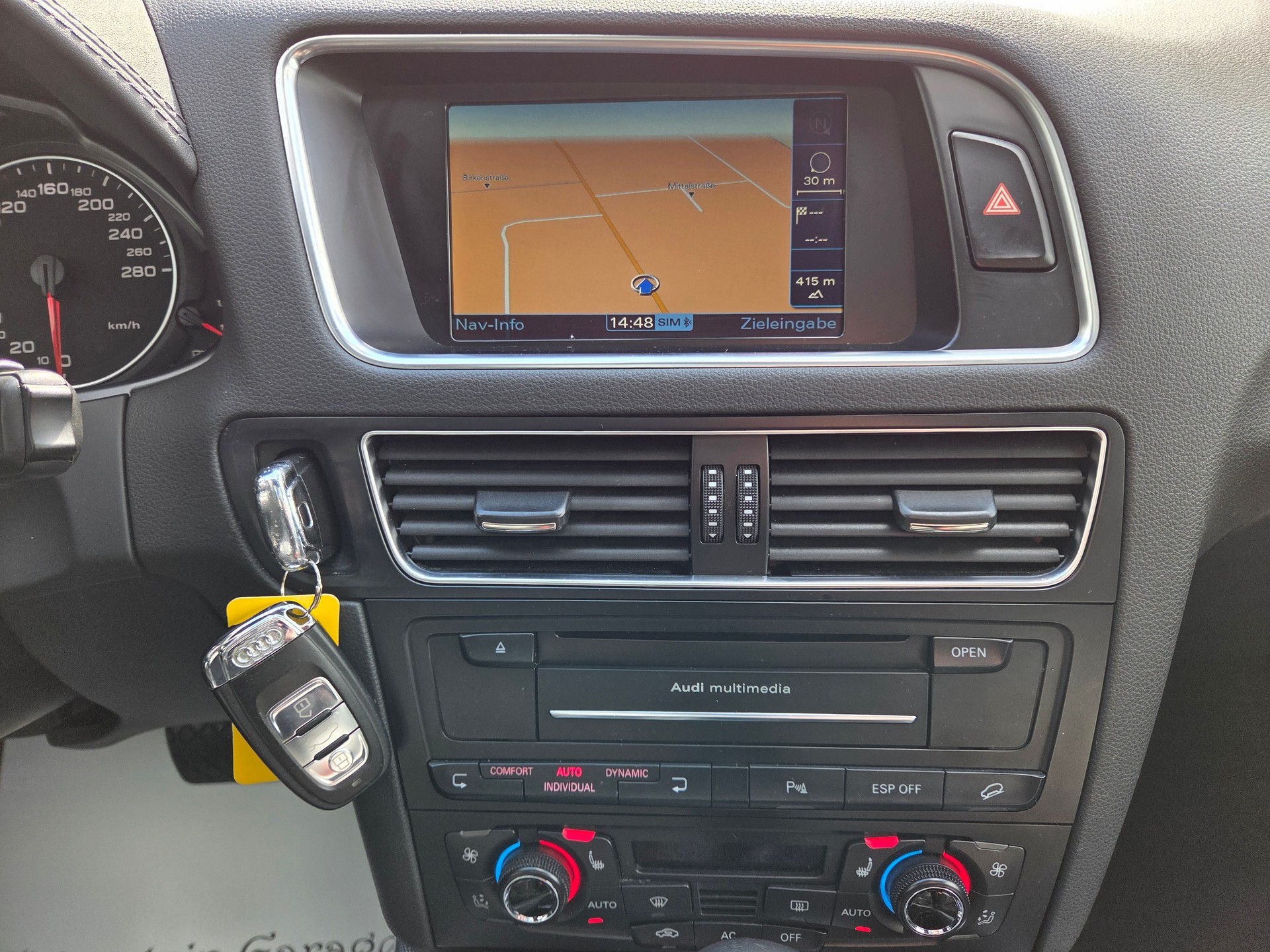 AUDI Q5 3.0 TDI quattro S-tronic-image-16