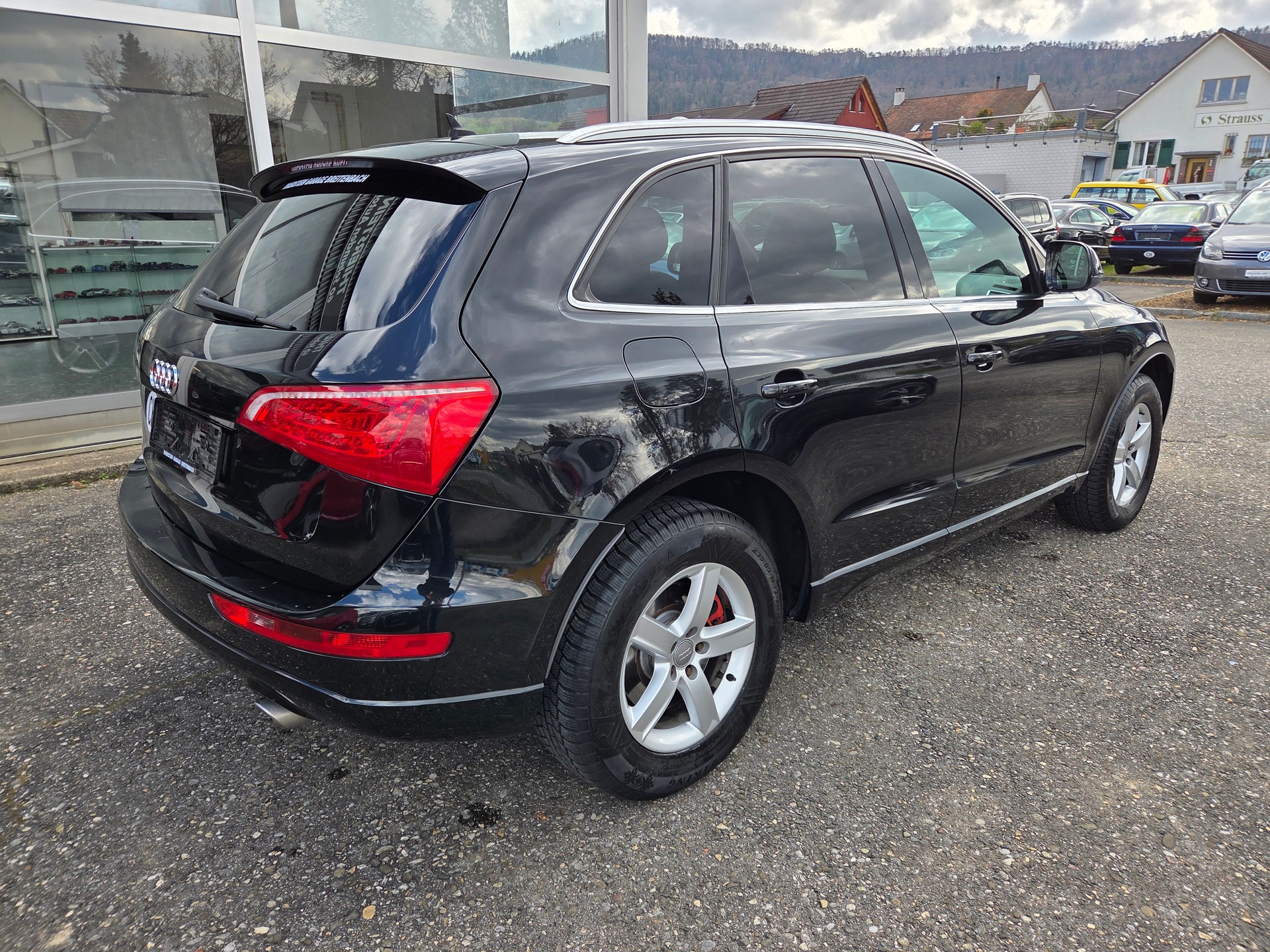 AUDI Q5 3.0 TDI quattro S-tronic-image-5