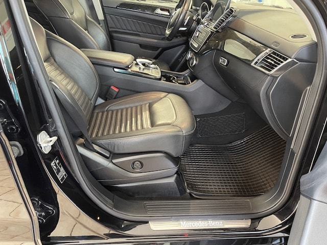 MERCEDES-BENZ GLE 350 d 4Matic 9G-Tronic-image-13