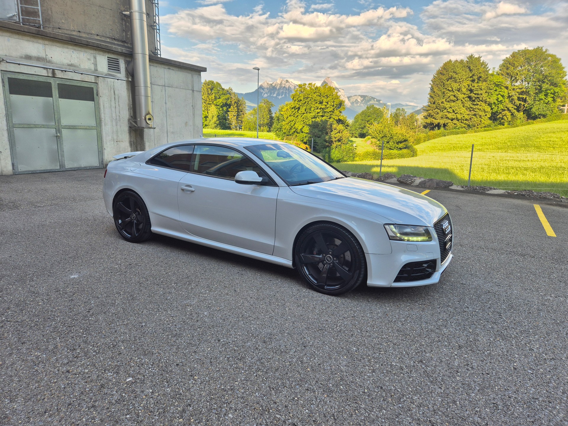 AUDI RS5 Coupé 4.2 FSI quattro S-tronic-image-4