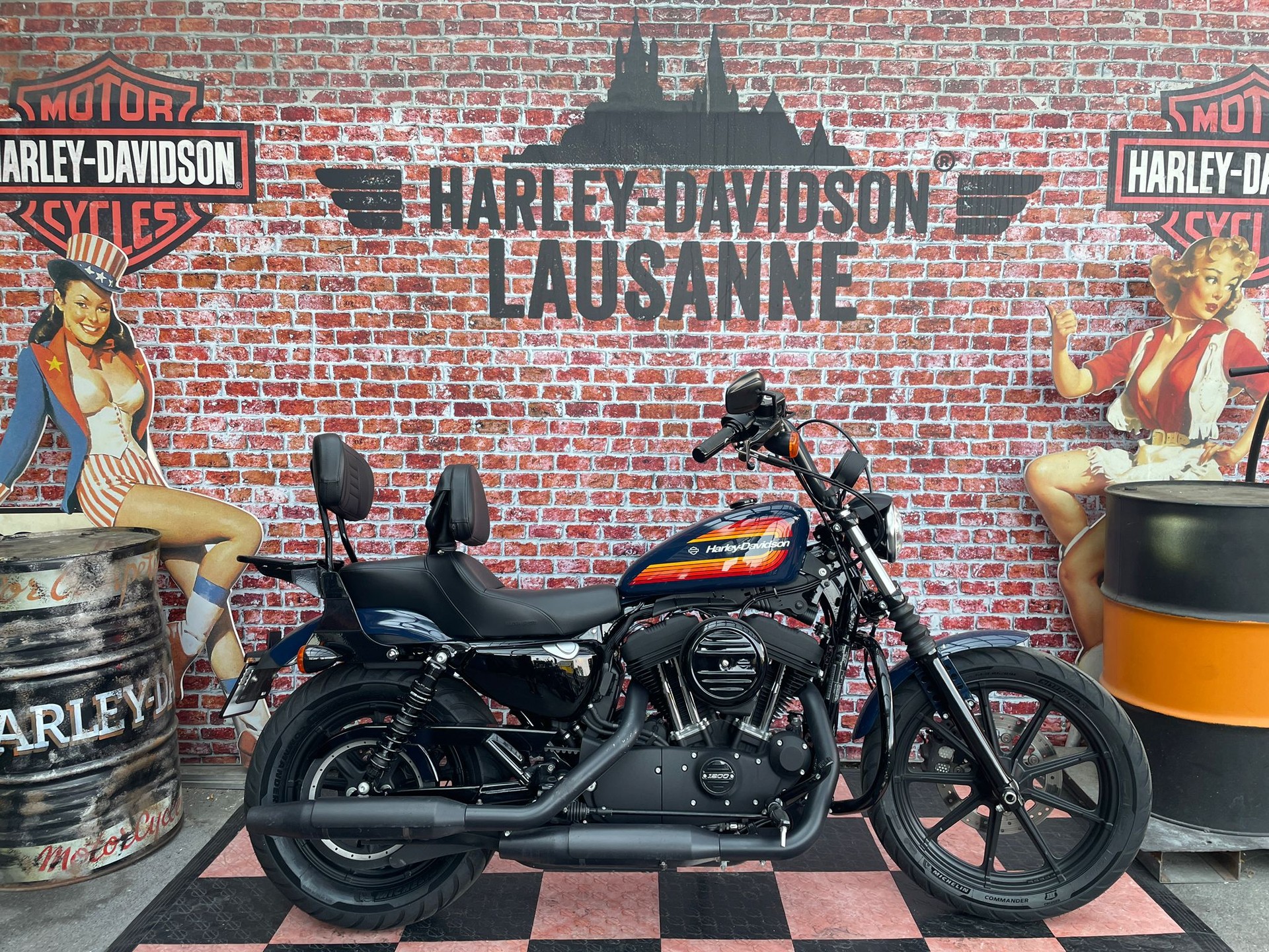 HARLEY-DAVIDSON XL 1200 NS Iron ABS