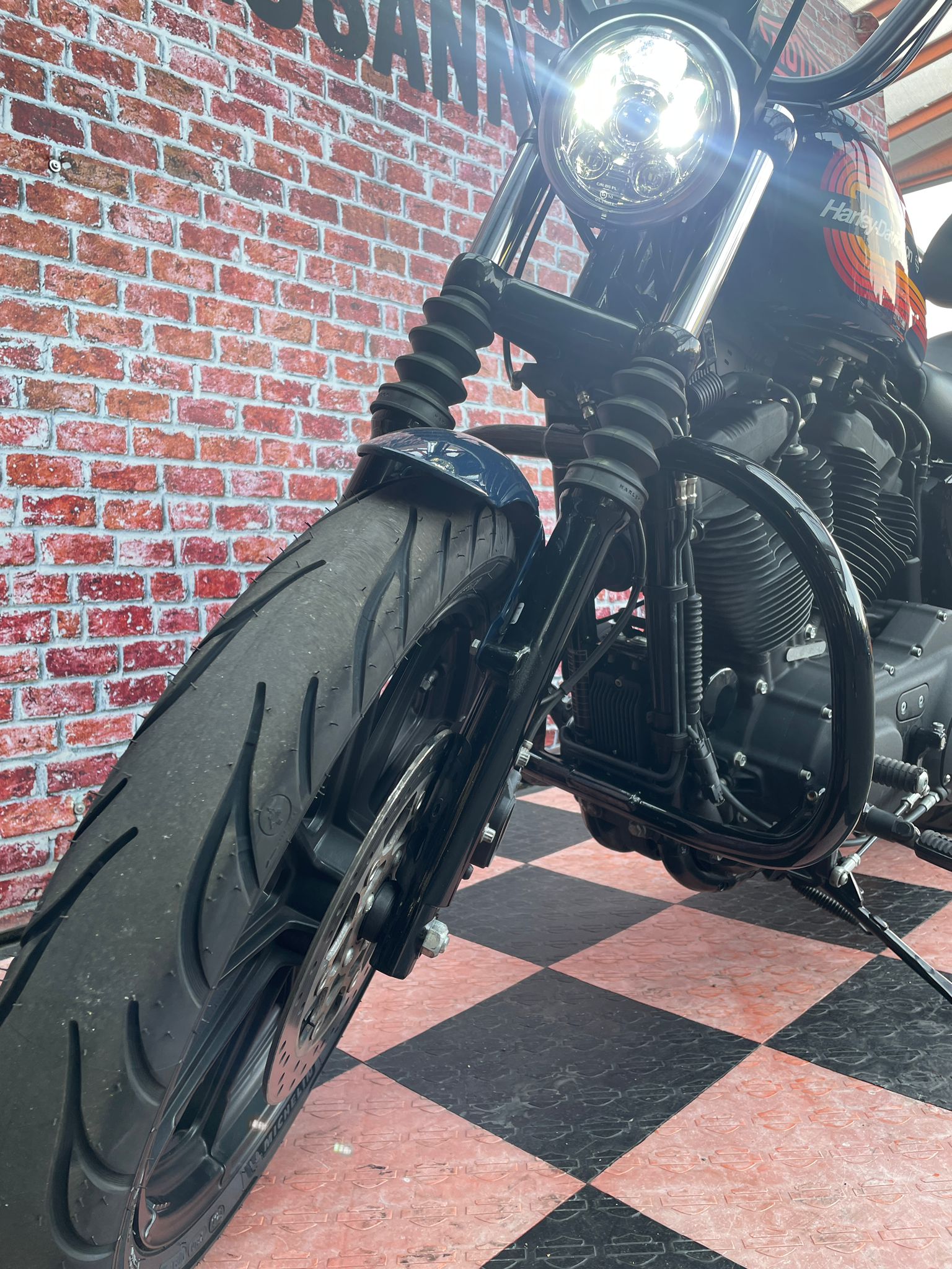 HARLEY-DAVIDSON XL 1200 NS Iron ABS-image-9