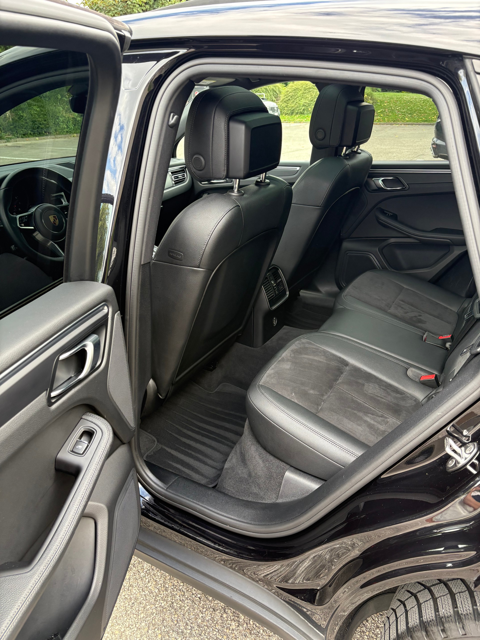 PORSCHE Macan PDK-image-5