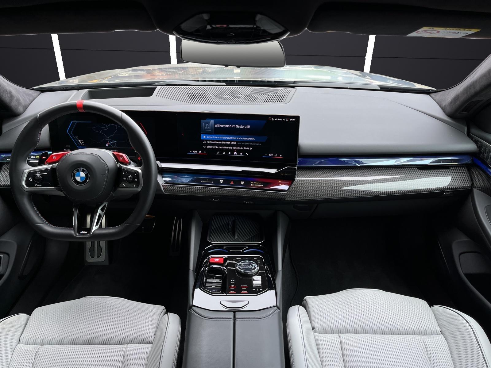 BMW M5 xDrive-image-11