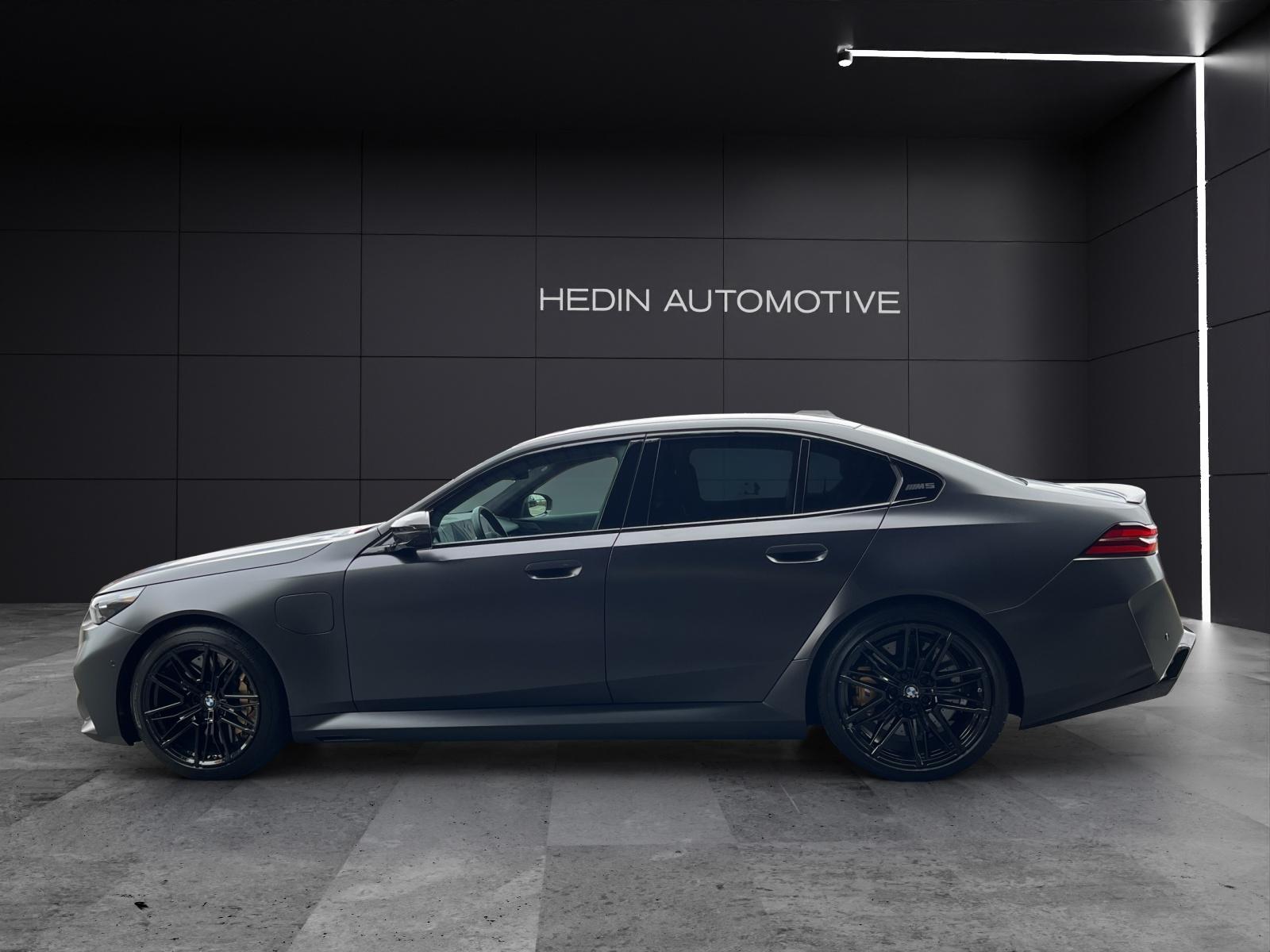 BMW M5 xDrive-image-3