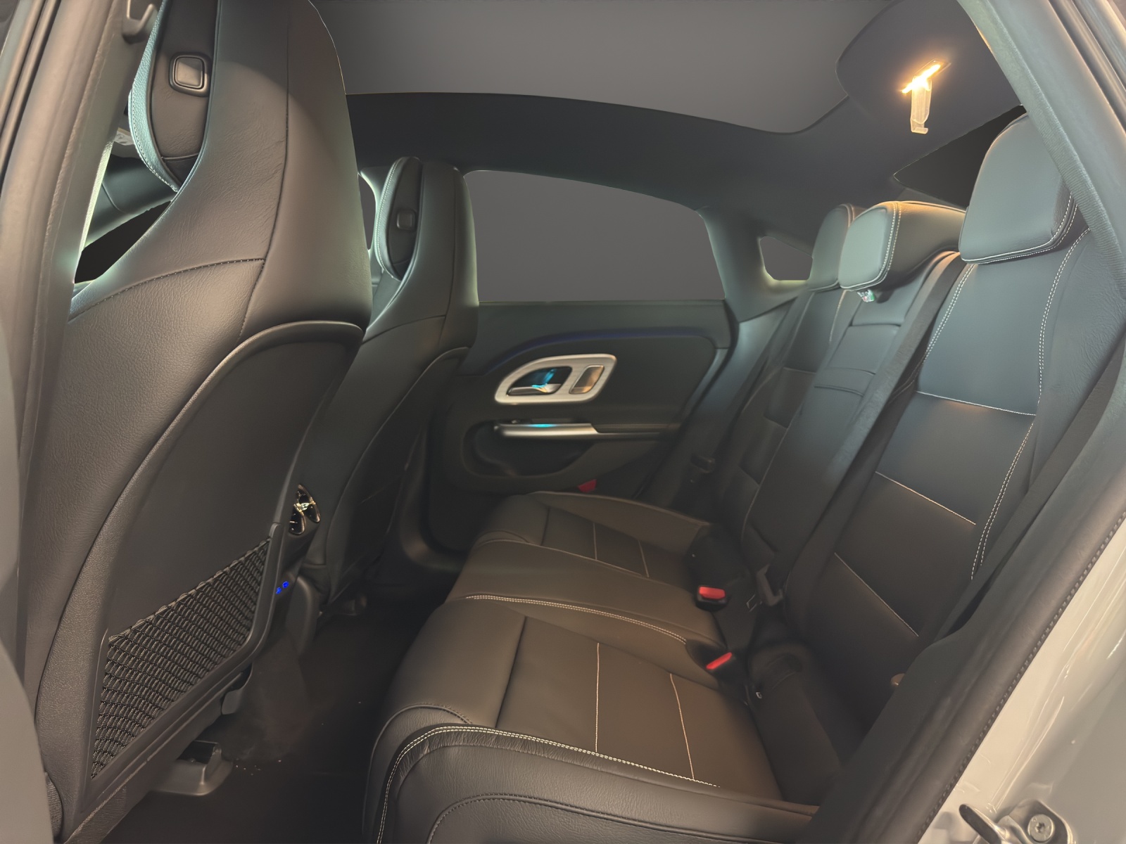 MERCEDES-BENZ CLA 350+ 85 kWh EQ AMG Line-image-11