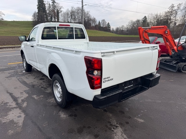 ISUZU BTFS 4x4 3.5 t Anhängelast-image-3