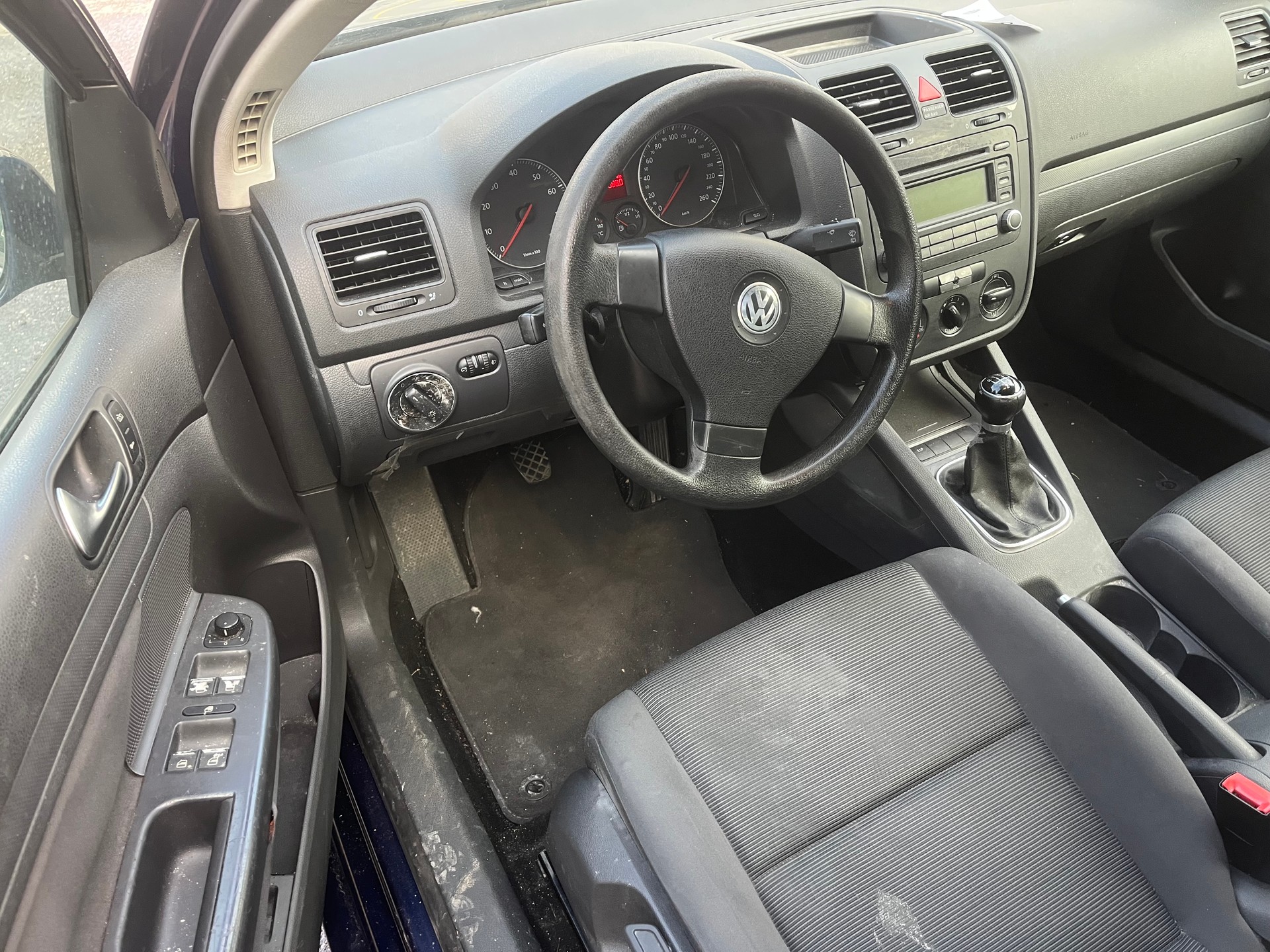 VW Golf 1.6 FSI Comfortline-image-7