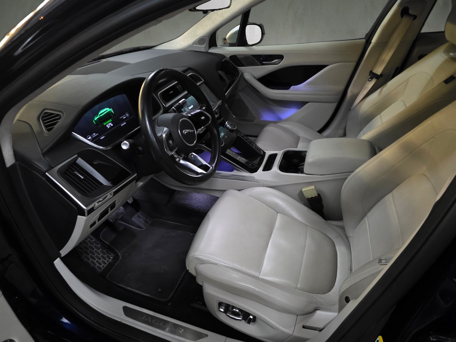 JAGUAR I-Pace EV400 HSE AWD-image-5