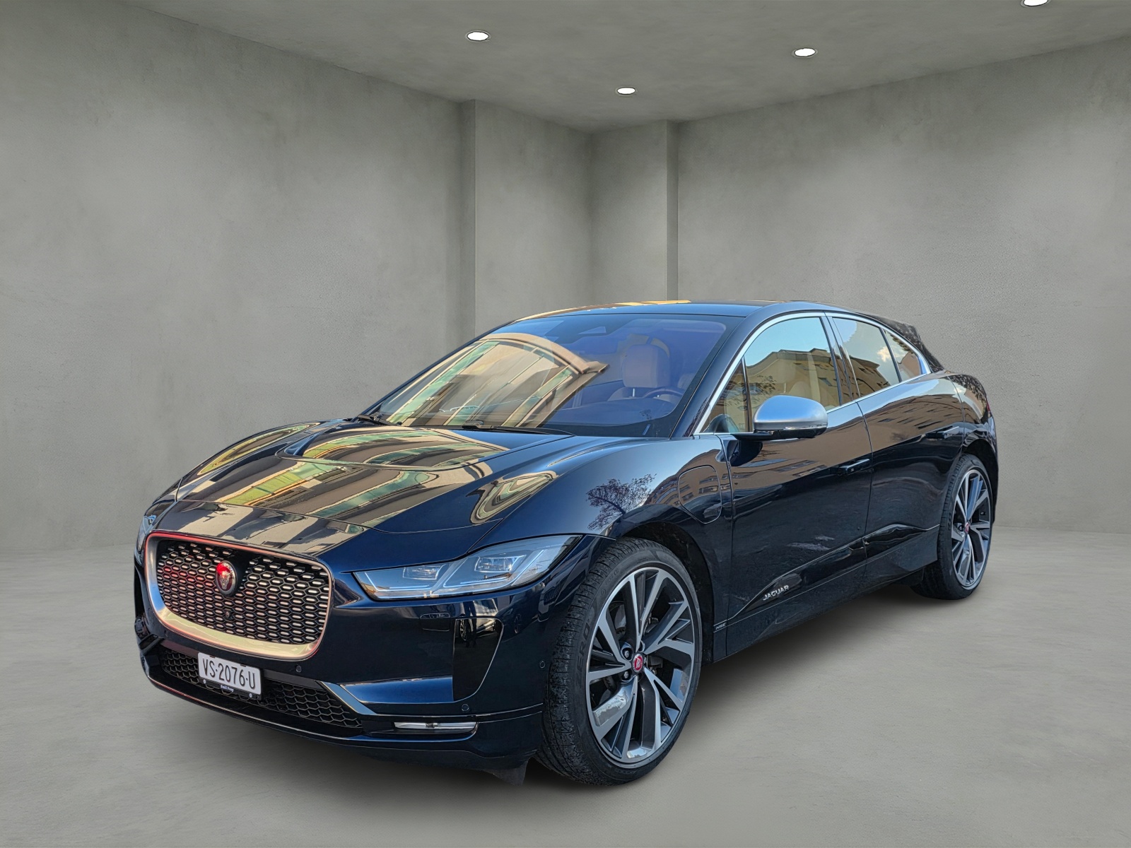JAGUAR I-Pace EV400 HSE AWD — slika 1