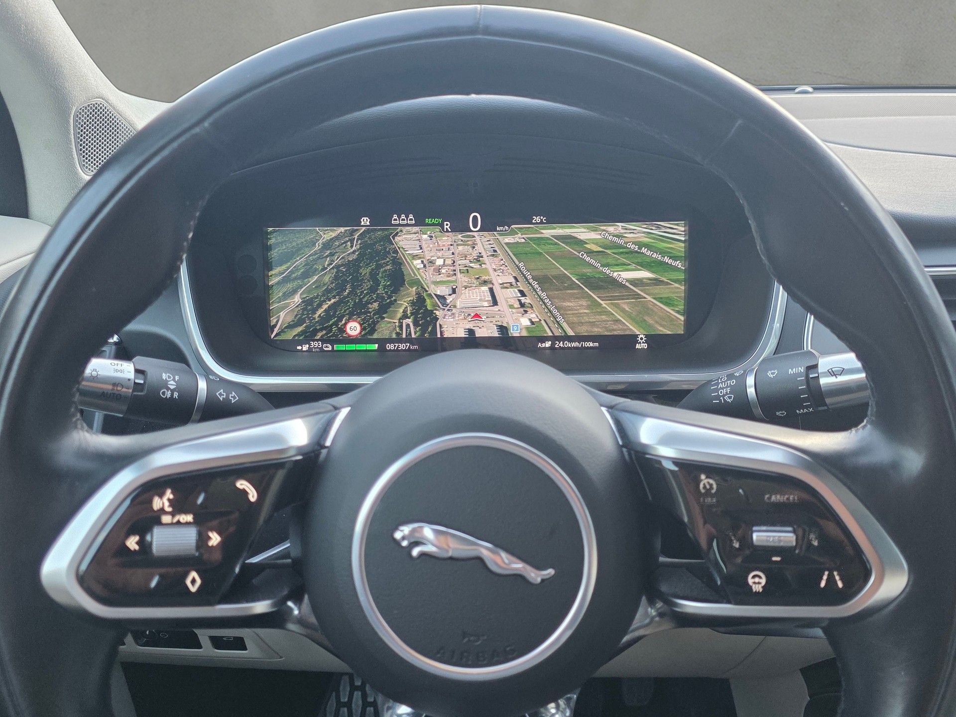 JAGUAR I-Pace EV400 HSE AWD-image-15