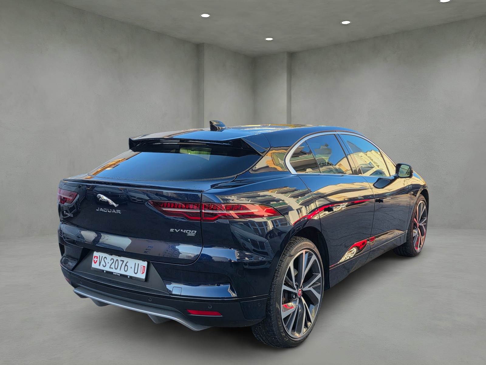 JAGUAR I-Pace EV400 HSE AWD-image-2