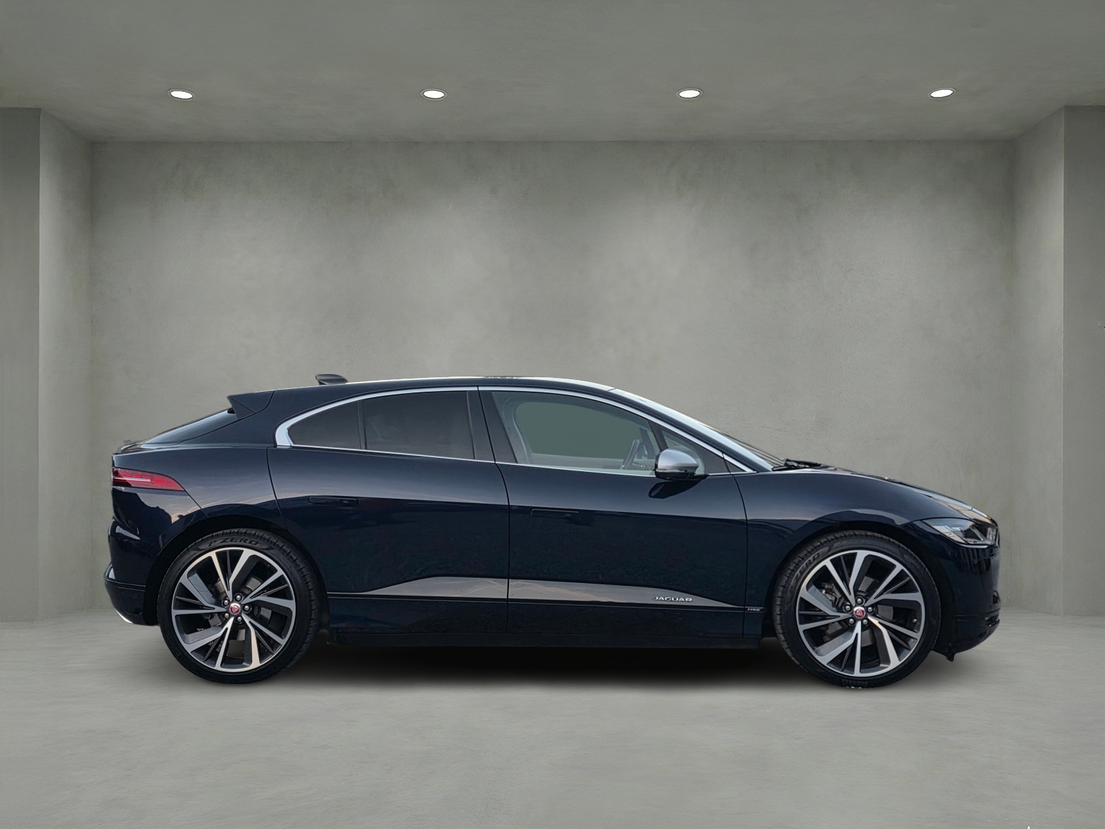 JAGUAR I-Pace EV400 HSE AWD-image-8
