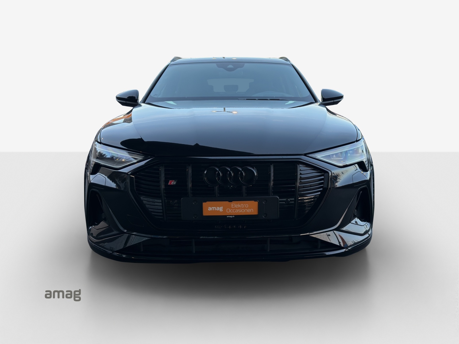 AUDI e-tron S Sportback quattro-image-7