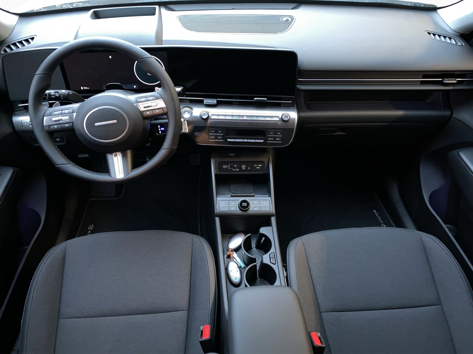 HYUNDAI Kona Electric Amplia-image-11