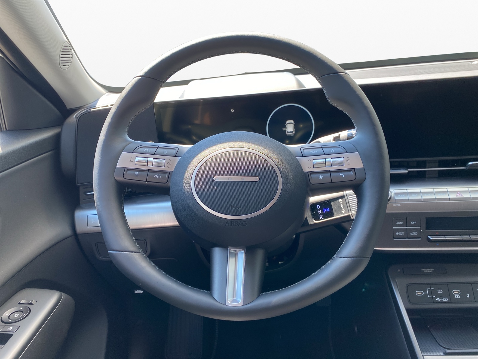 HYUNDAI Kona Electric Amplia-image-12
