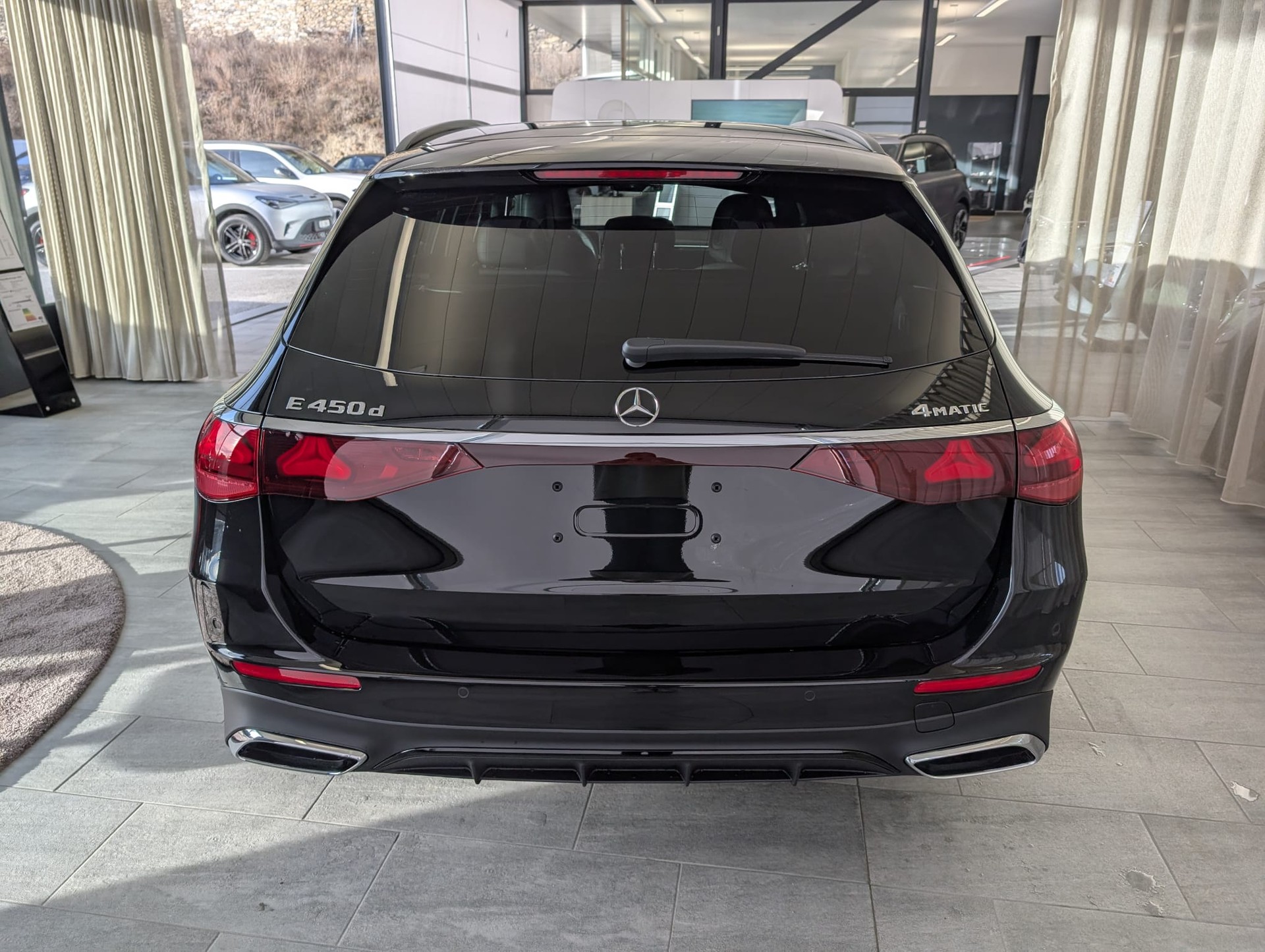 MERCEDES-BENZ E 450 d T 4Matic 9G-Tronic-image-4