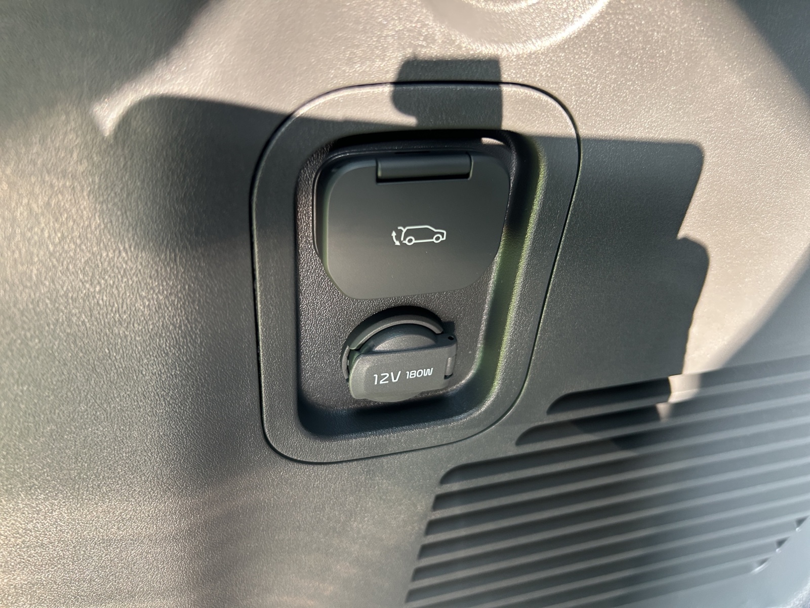 KIA EV9 99,8 kWh GT-Line 4x4-image-12