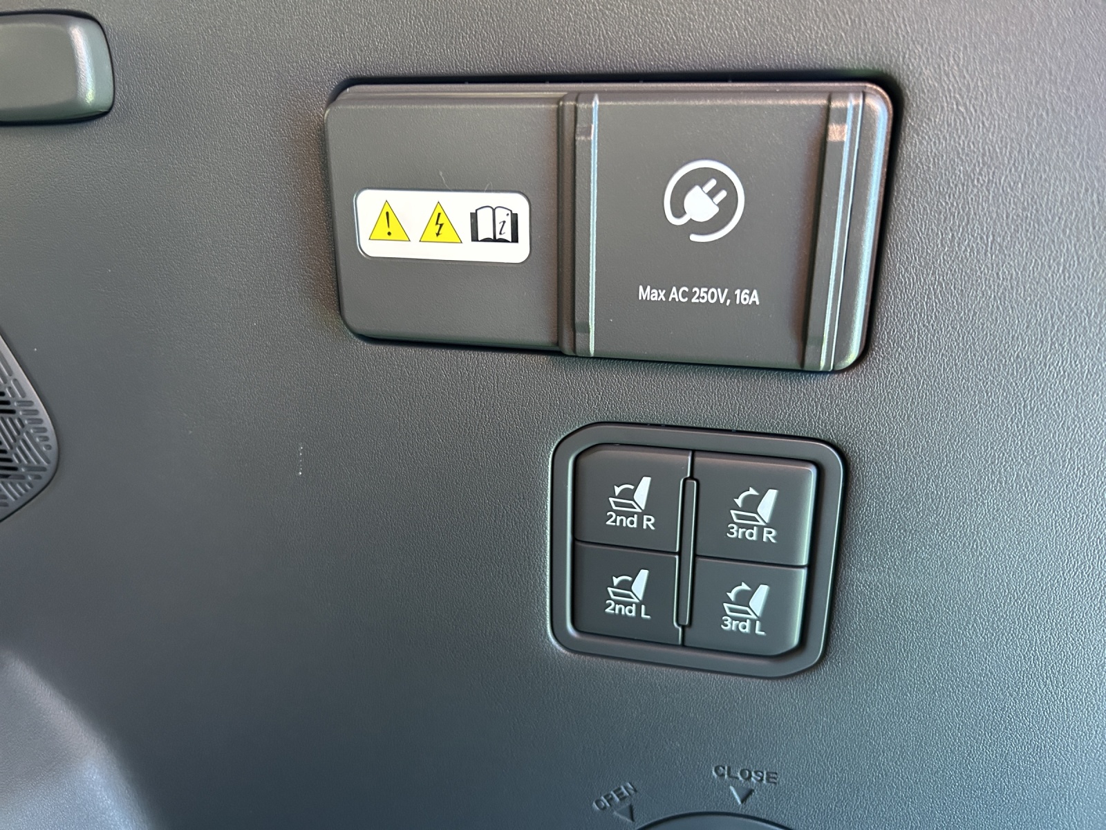 KIA EV9 99,8 kWh GT-Line 4x4-image-11