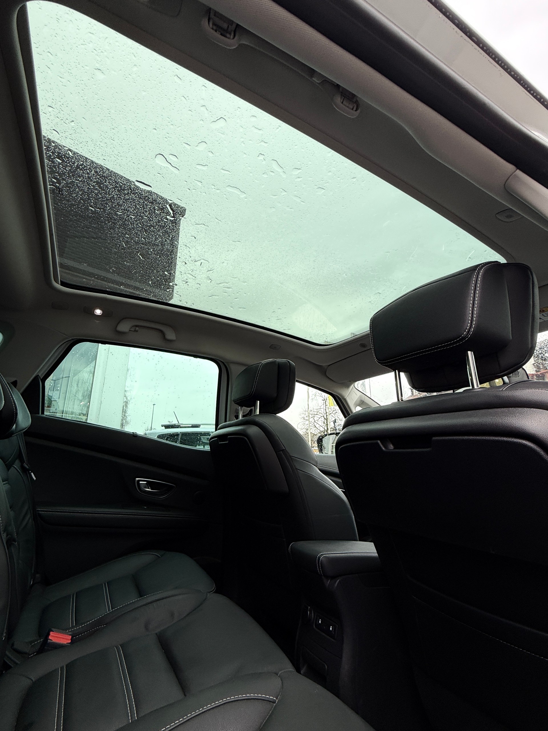 RENAULT Scénic 1.6 dCi Bose EDC-image-8