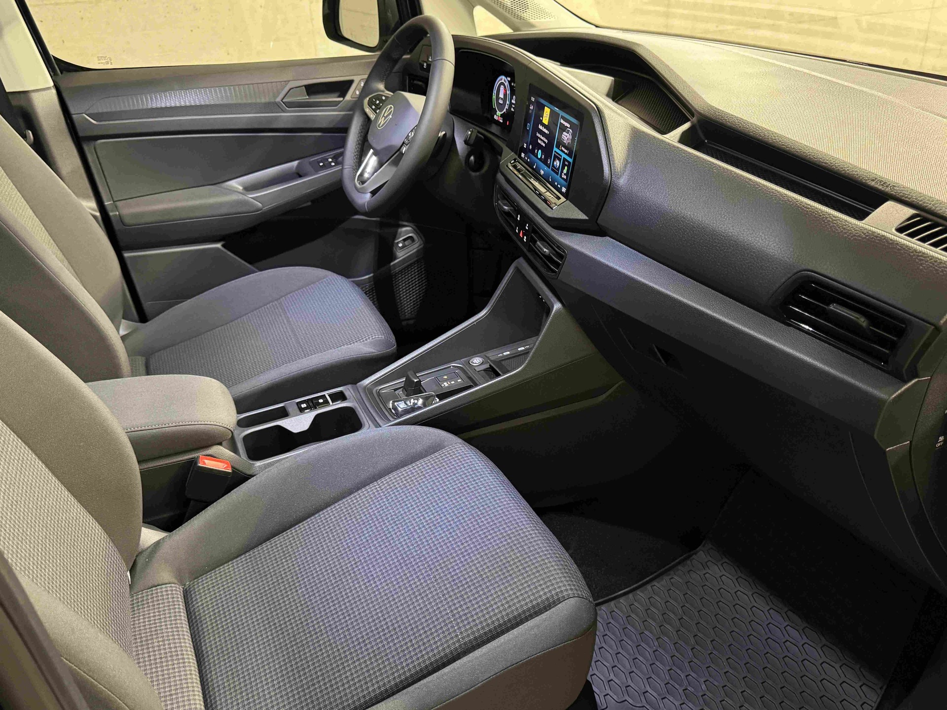 VW Caddy 1.5 TSI Plug in Hybrid Liberty DSG-image-9