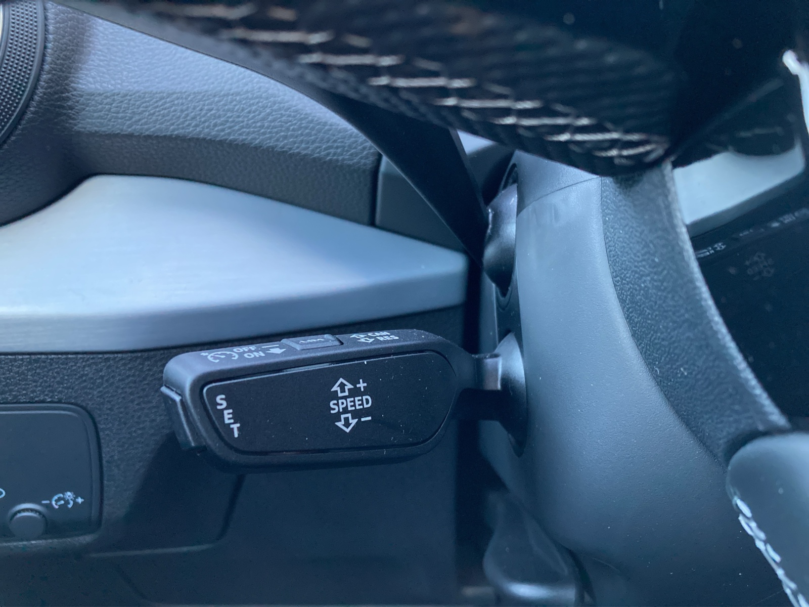 AUDI SQ2 TFSI quattro S-tronic-image-15