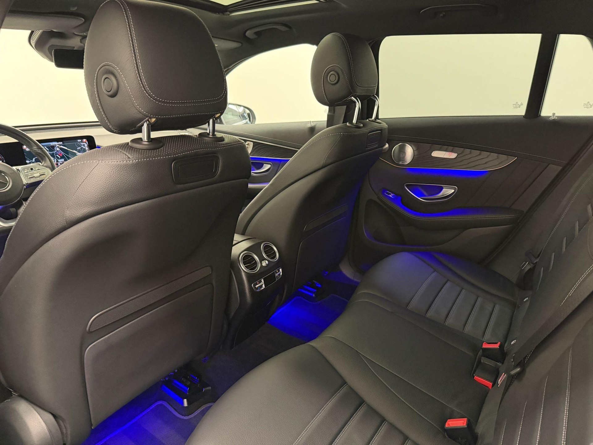 MERCEDES-BENZ EQC 400 AMG Line 4matic-image-21